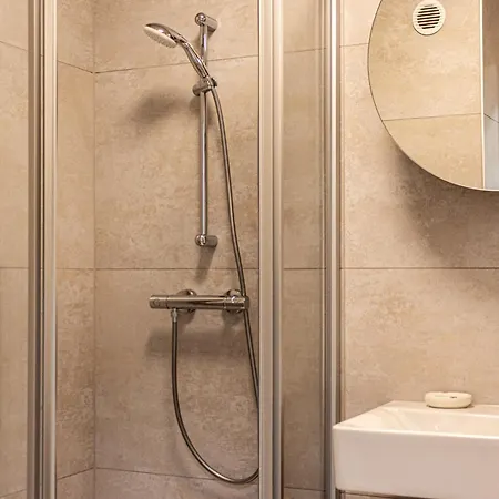 アパート Riopartment Ossiacher ボーデンスドルフ